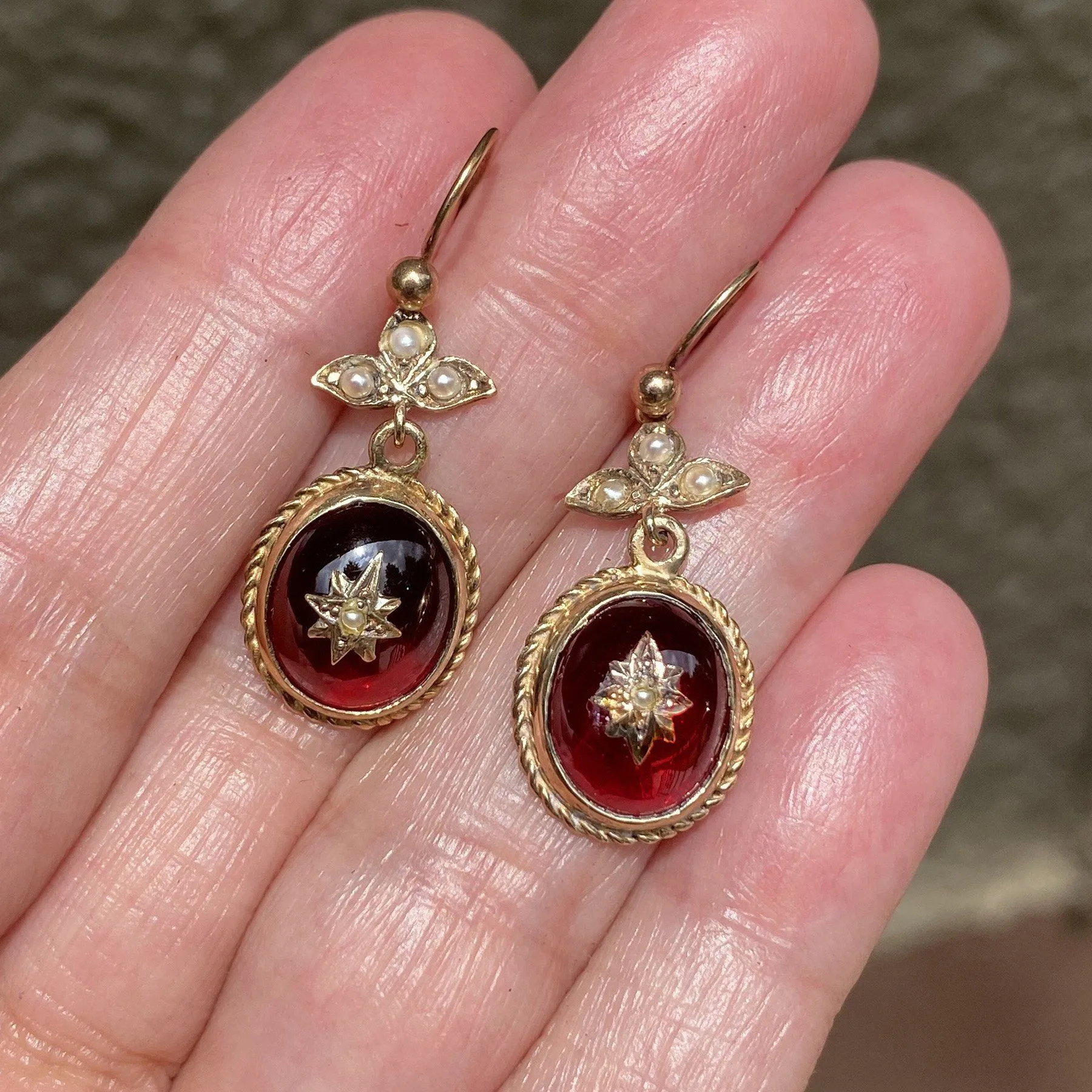 14K Gold Victorian Garnet Cabochon Pearl Dangle Earrings