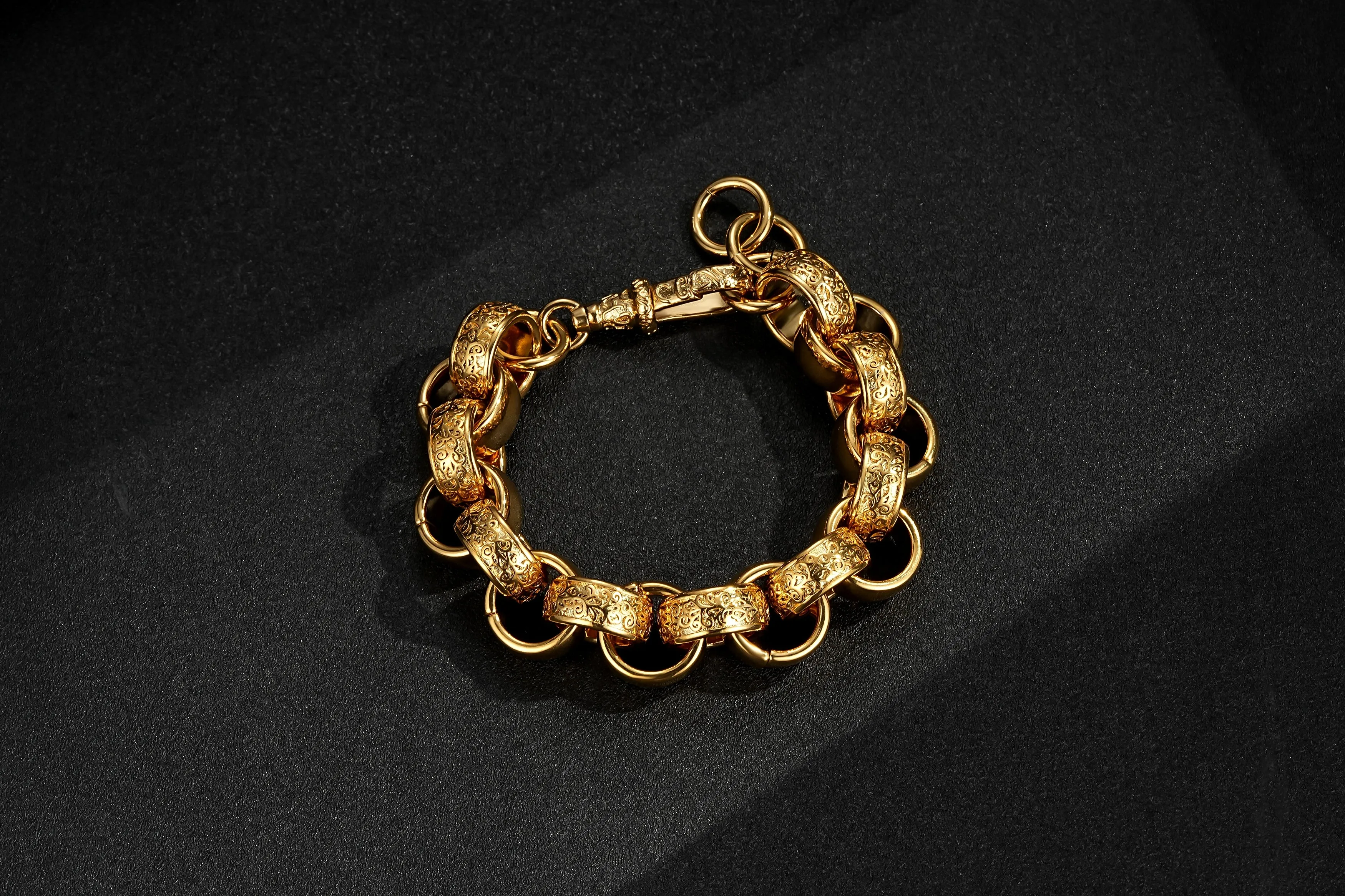 20mm Gold Ornate Belcher Bracelet 8 Inch