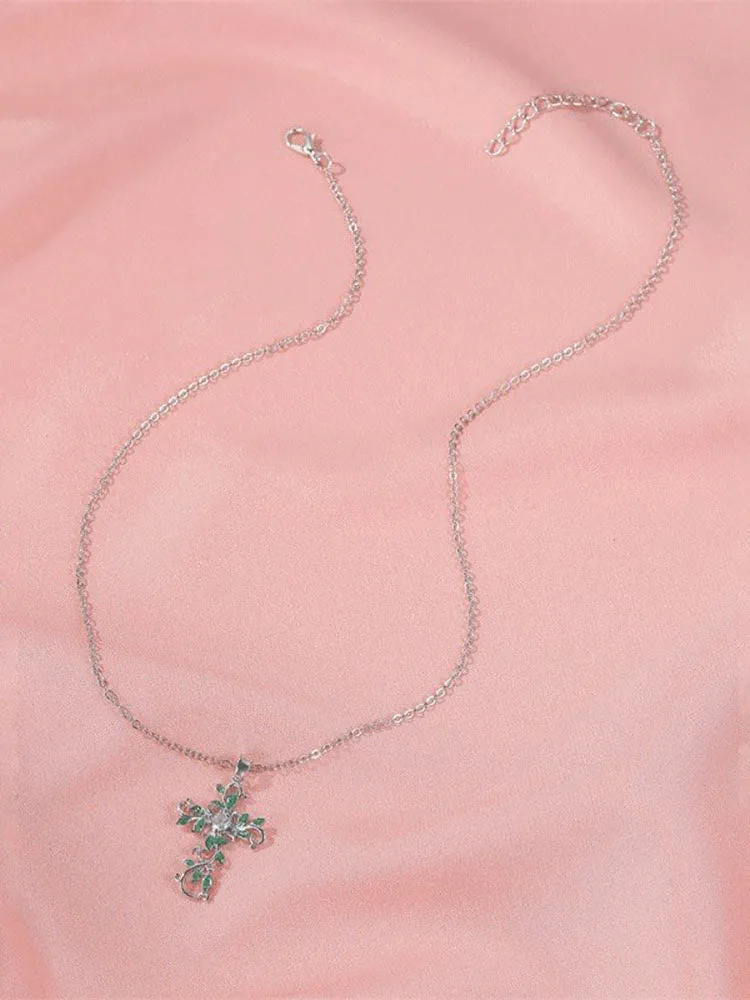 Flower Pendant Chain Necklaces