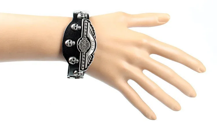 New Fashion Leather bracelet Wrist belt Alloy rivets Casual & Punk style Non-mainstream skull Bracelet