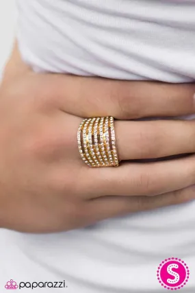 Paparazzi Ring ~ Its The GLITTER Things That Count - Gold