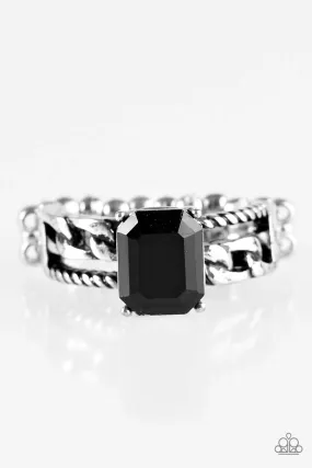 Paparazzi Ring ~ Jewel Of My Eye - Black