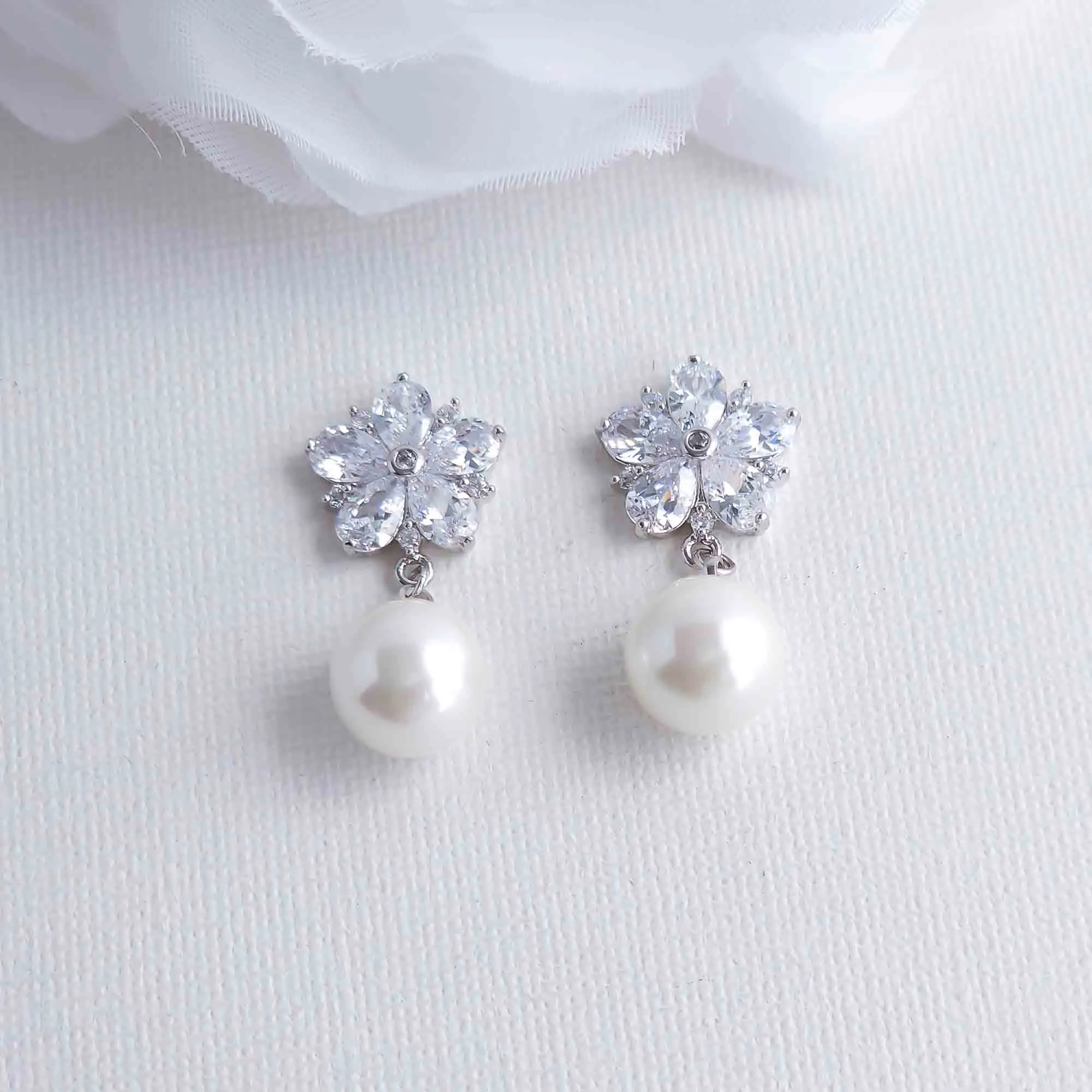 Pearl Drop Floral Earrings-Brielle