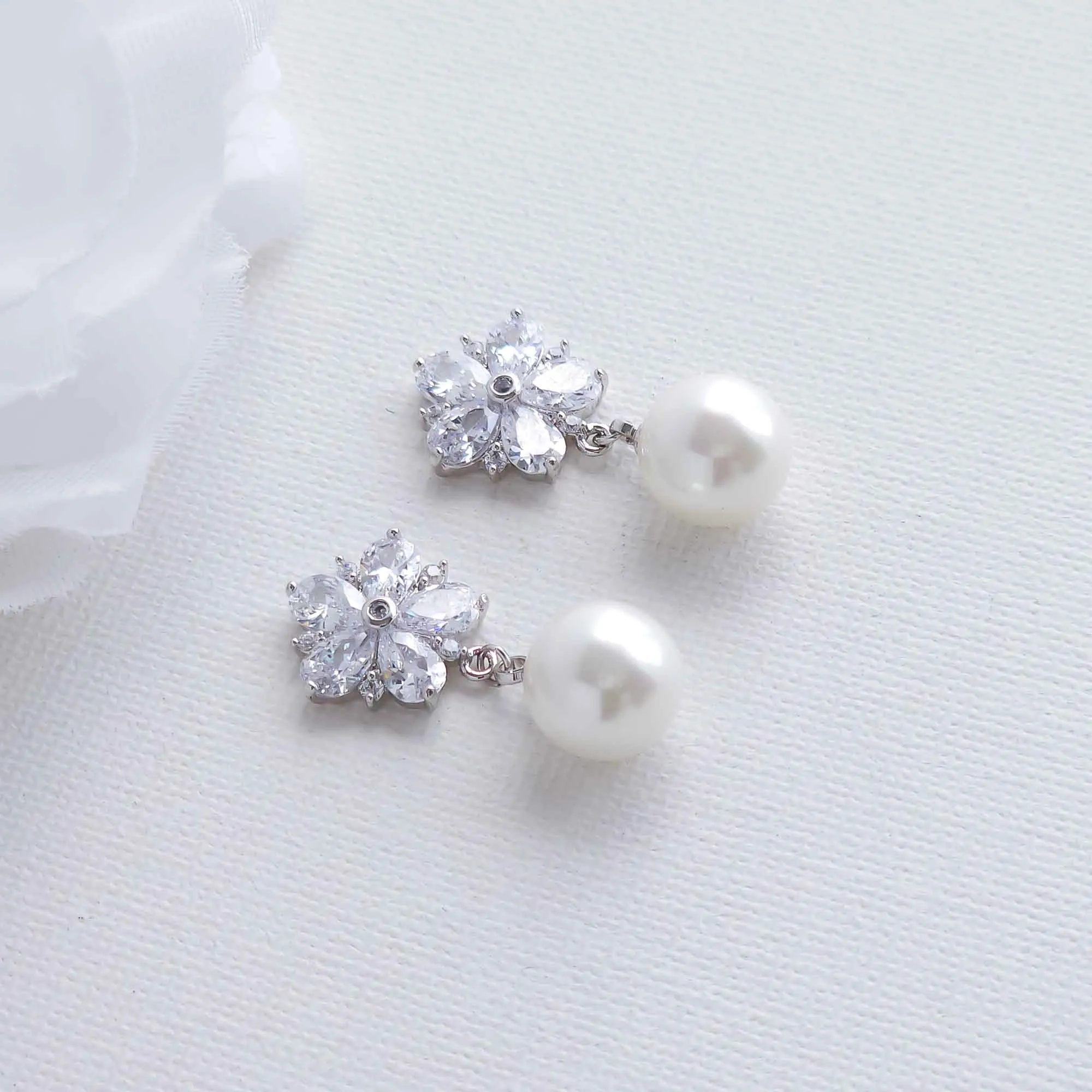 Pearl Drop Floral Earrings-Brielle