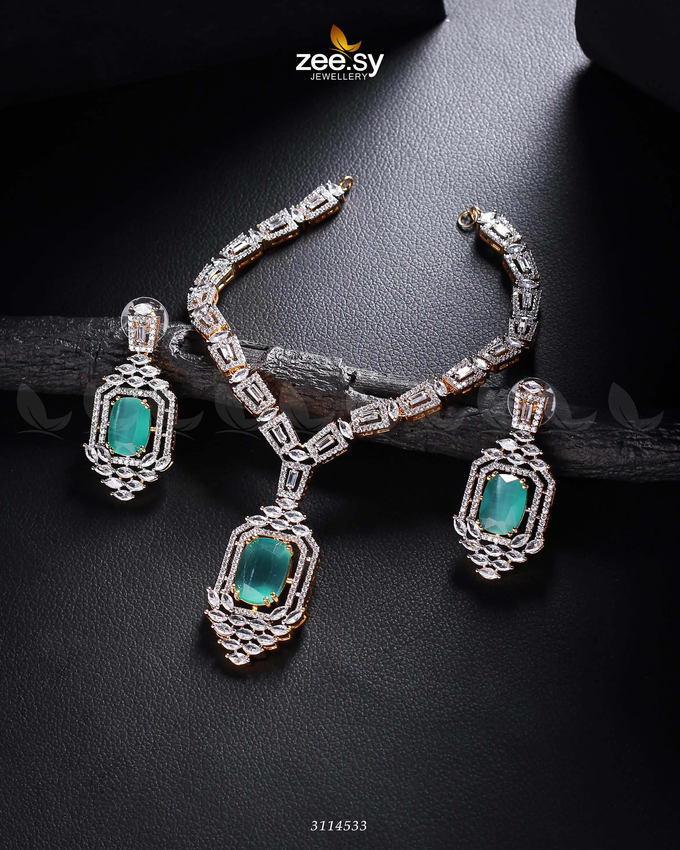 Sharmeen Necklace Set